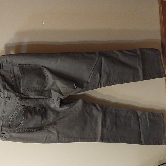 Bandolino Jeans Size 6 - Picture 7 of 9